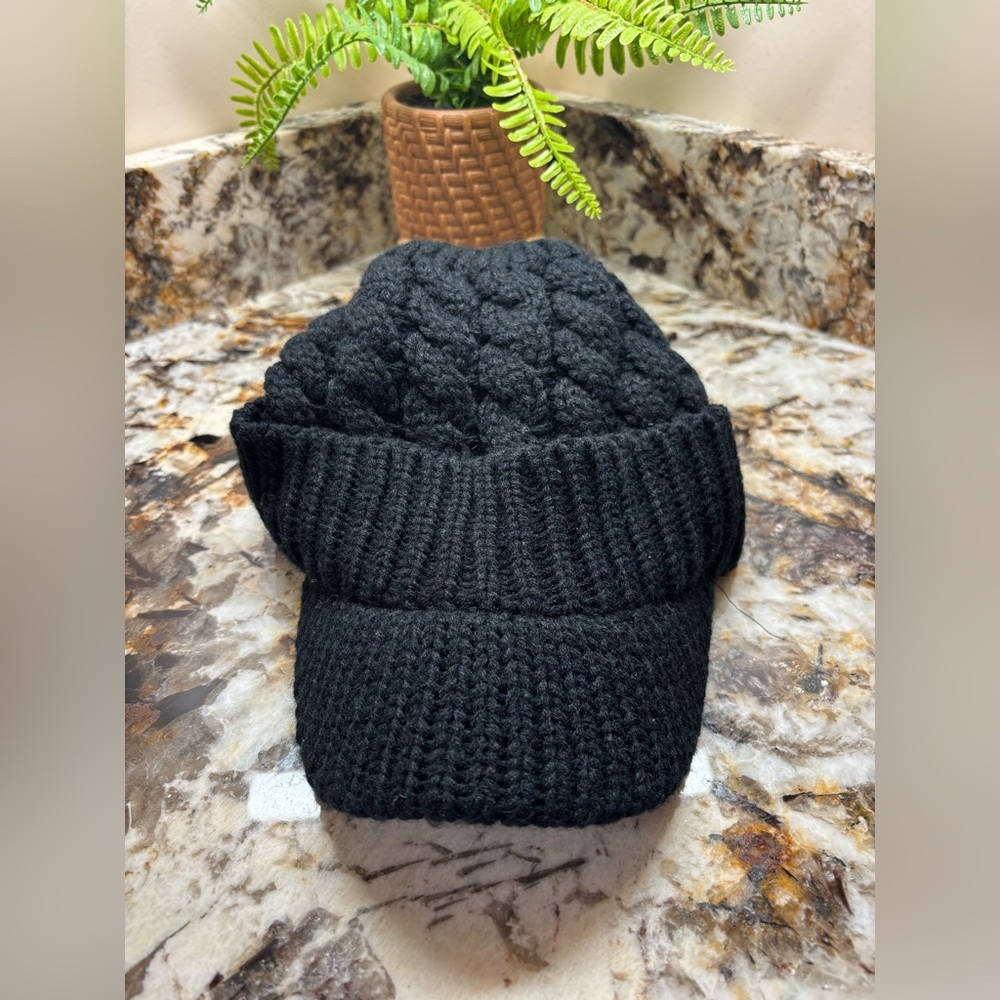 Black Knit Cap